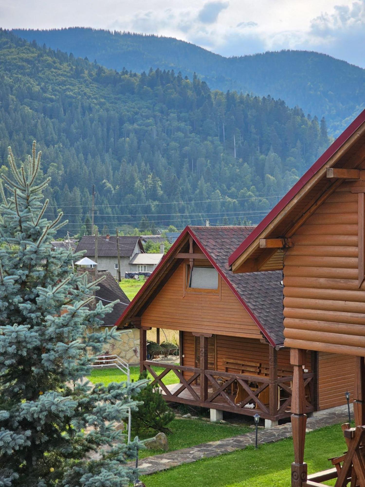 Guesthouse Kolo Druziv Tatariv Exterior foto